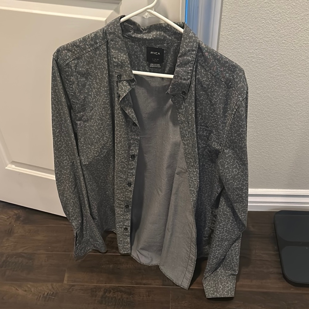 RVCA Gray Men's Long Sleeve Button Down shirt